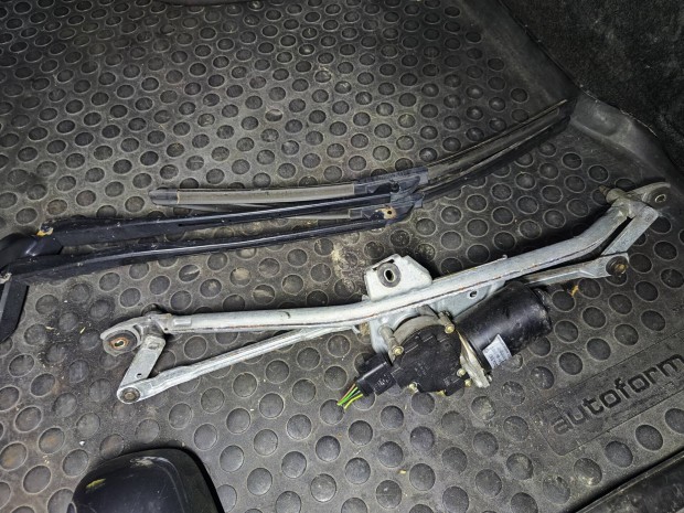 Audi A6 C5 els� ablakt�rl� motor szett 