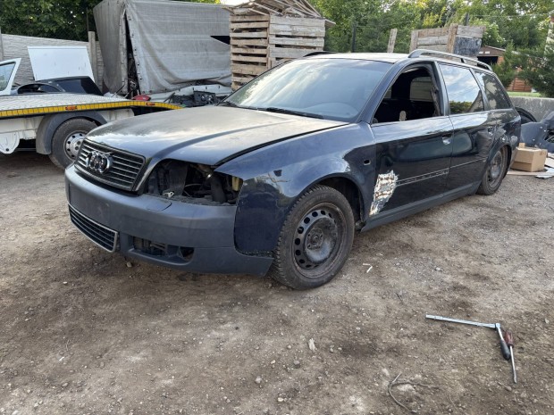 Audi A6 C5 facelift 2.5V6 Tdi Bontás indul kézi 6