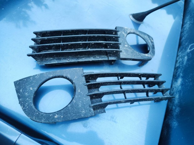 Audi A6 C5 ködlámpa rács 2000-2004