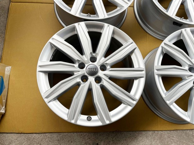Audi A6 C8 19" 5x112 gyári alufelni eladó 19 coll A4 A8 Q5