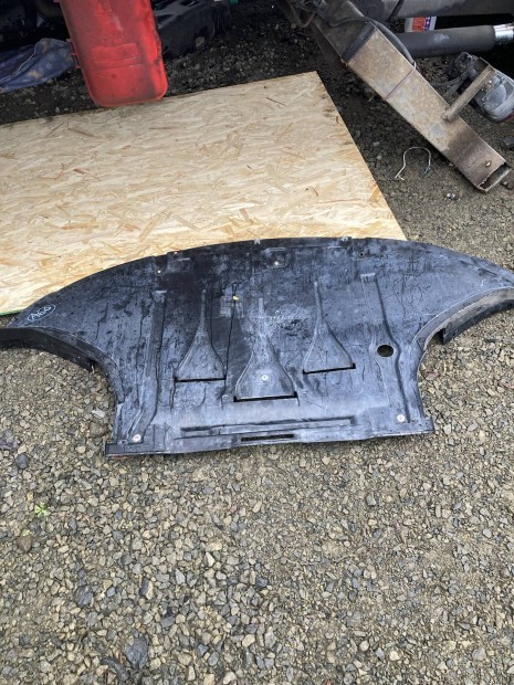 Audi A6 alsó motor burkolat(2004-11)4F0863821