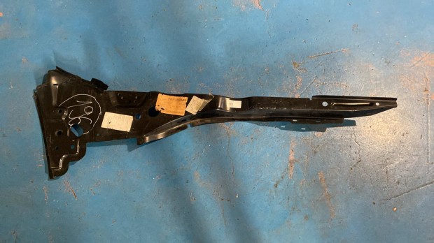 Audi A6 bal s�rv�d� tart� gerenda 4F0809201 elad�