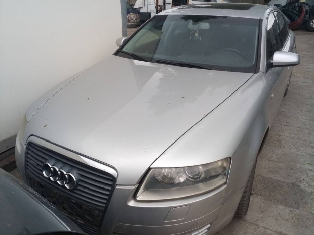 Audi A6 bontott fútómű , karosszéria , kárpit , motor és tartozékai