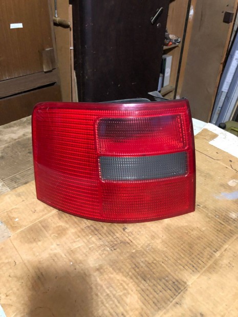 Audi A6 c5 kombi hts lmpa fnyszr bal oldani 39.710.999.9