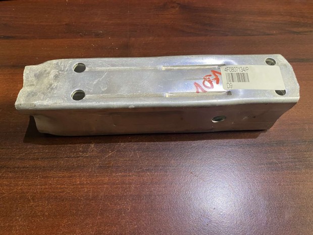 Audi A6 els� l�kh�r�t� jobb merev�t� bak elad�