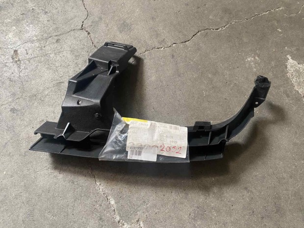 Audi A6 kipufog� l�kh�r�t� tart� 4G0807363B elad�