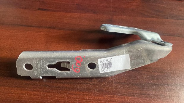 Audi A6 motorhztet jobb zsanr 4F0823302 elad