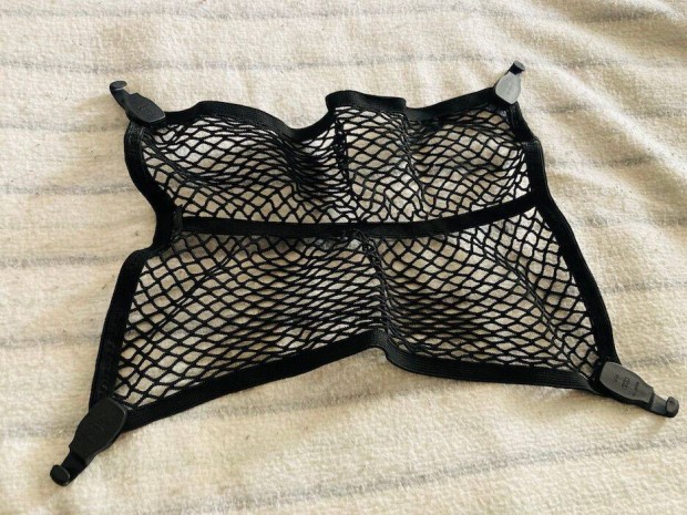 Audi A7 RS7 - A8 csomagt�rh�l�, r�gz�t�h�l� a csomagtart�ba