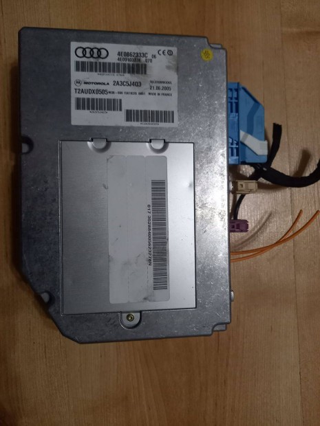 Audi A8 4E Bluetooth modul, telefon elektronika 4E0862333C