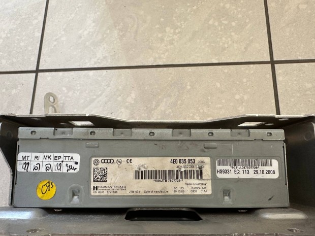 Audi A8 D3 4E MMI 3GH A6 4F 3G High Rádióvezérlő Radio tuner 4E0035053
