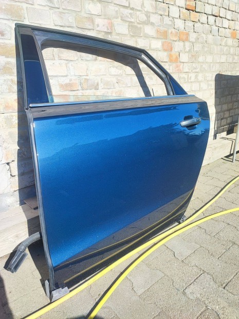 Audi A8 D4 4H bal hátsó ajtó