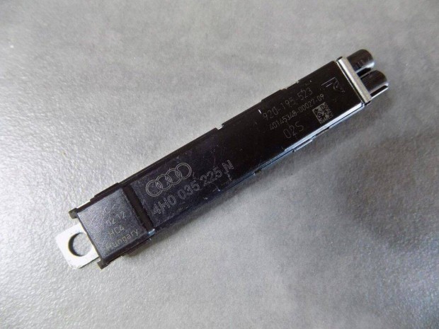 Audi A8 D4 rádió antenna erősítő 4H0035225N