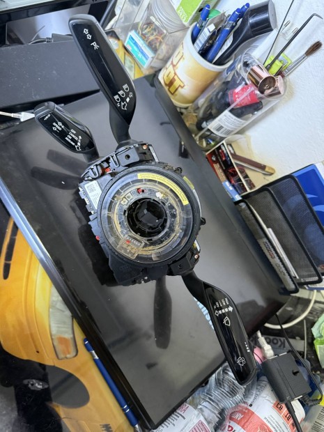 Audi A8 korm�nykapcsol� 4H0 953 502 A