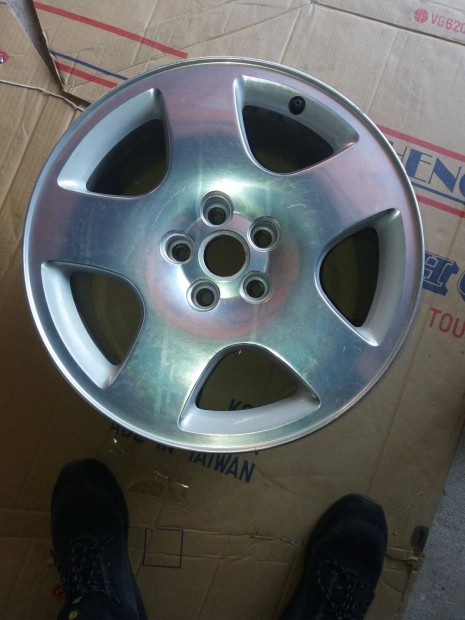 Audi A8 parabol felni 1db!