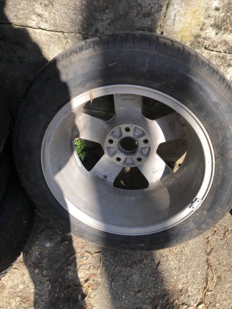 Audi A 4 112 alufelni 