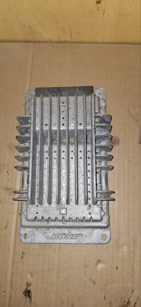 Audi Bose végfok 8p0035223a cikkszámmal