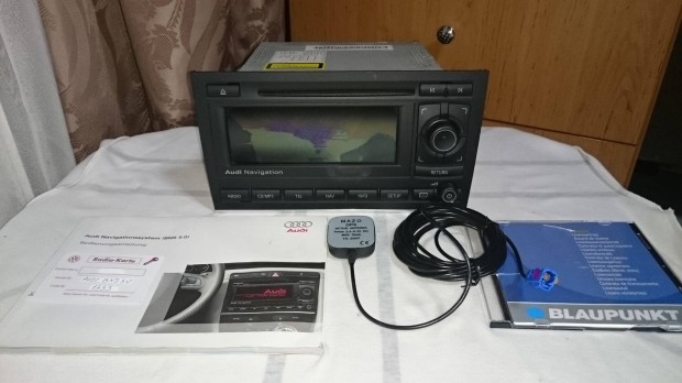 Audi CD navigcis autrdi fejegysg, CD, trkp, GPS antenna, kd