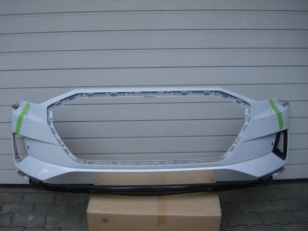 Audi E-Tron 4K radaros mos�s els� l�kh�r�t� 4KE807437 2018-t�l