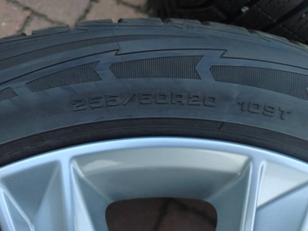Audi E-tron Q7 Q8 gyri 20col alufelni 5x112 255/50r20