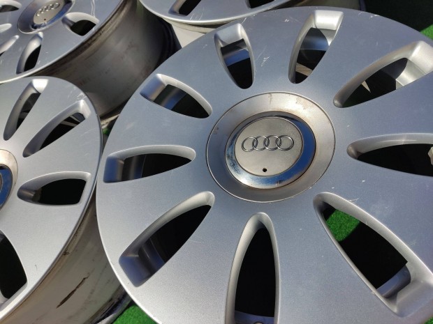 Audi Gyri 16" 5x112 Alu Felni Szett - r/4db