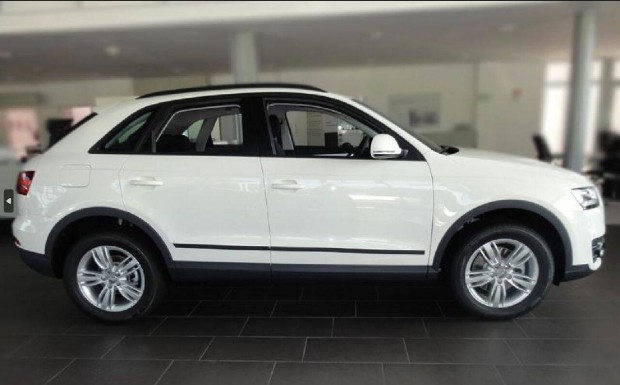 Audi Q3 2011-2018 Ajtóvédő Díszléc Oldalcsík