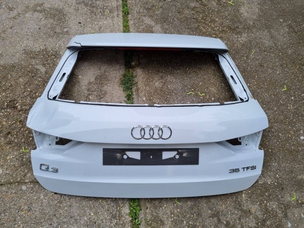 Audi Q3 2018- Csomagtr ajt