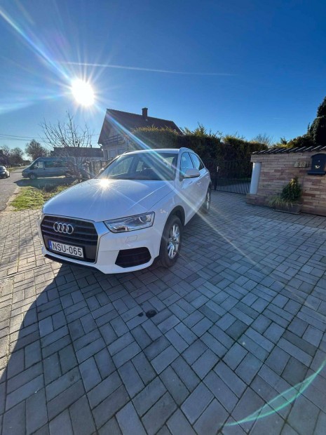 Audi Q3 2.0 D