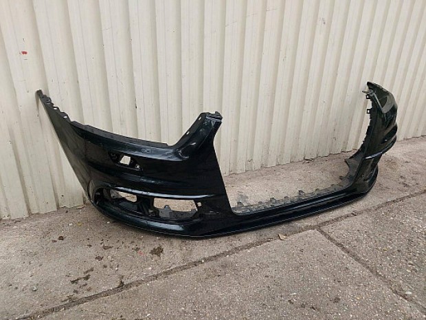 Audi Q3 8U S-Line első lökhárító 8U0807437
