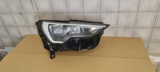 Audi Q3 Jobb els fnyszr 83A941012