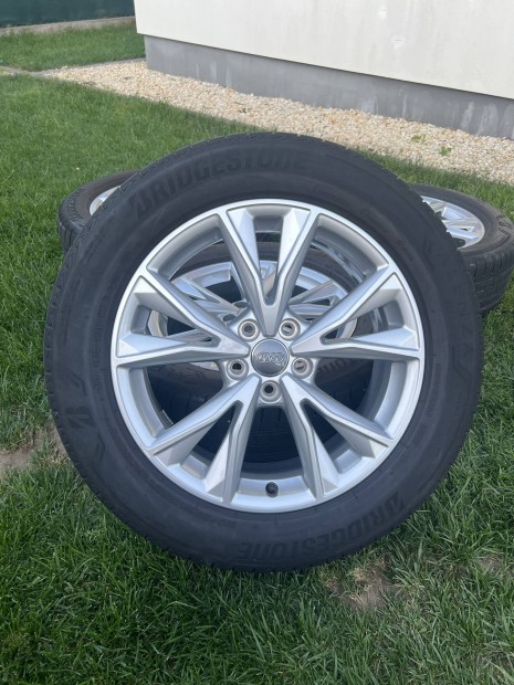Audi Q3 Q5 gyari 18" alufelnik nyarigumival eladoak