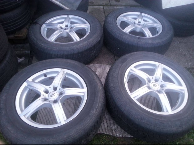 Audi Q3,VW Tiquan,Seat Tarraco alufelni 235/65R17 XL tli gumival