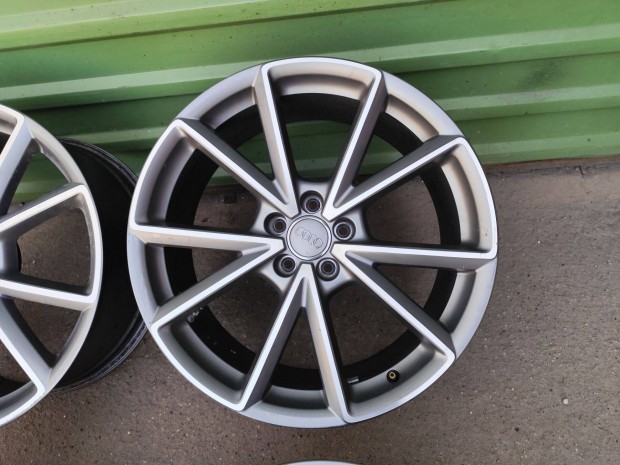 Audi Q3 sq3 a4 B8 b9 a5 a6 a8 gyári alufelni 5x112 20"