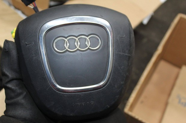 Audi Q5 2008-2012 légzsák 8R0880201E