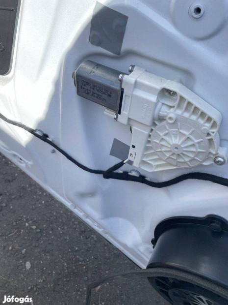 Audi Q5 Q7 A8 A6 A4 ablakemelő motor első, hátsó, jobbos, balos