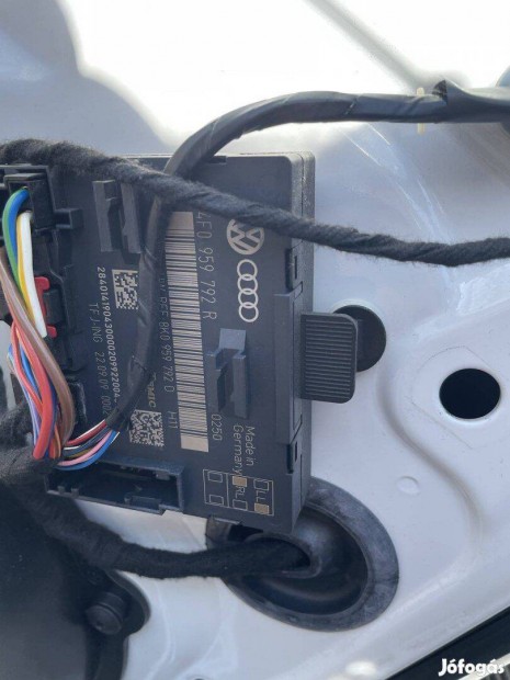 Audi Q5 Q7 A8 A6 A4 ajt elektronika els, hts, jobbos, balos