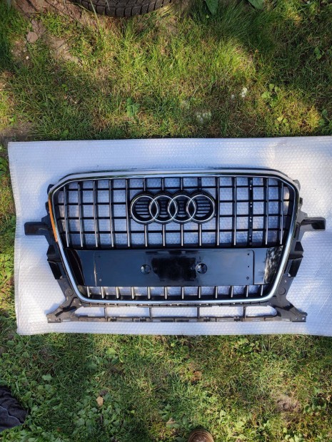 Audi Q5 hűtőrács!