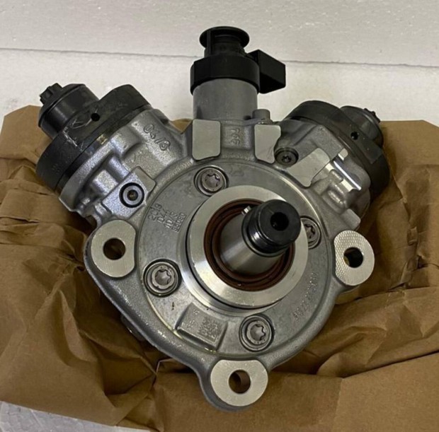 Audi Q7 4M 3.0tdi 059130755cs j magasnyoms pumpa 2500 bar