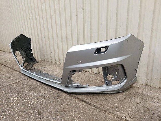 Audi Q7 4M 4M0 első lökhárító 4M0807437