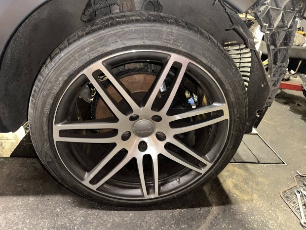 Audi Q7 5x130 alufelni 21