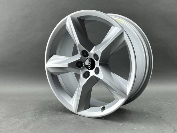 Audi Q7 SQ7 19-es alufelni szett j llapotban 4M0601025F