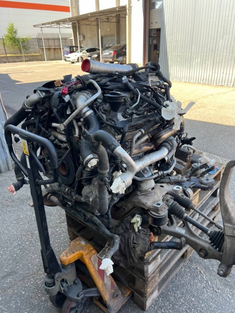 Audi Q7 VW Touareg 4.2tdi (Ckda) komplett motor