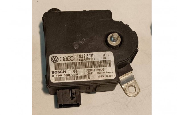 Audi Q7 (4L) vezrl akkumultorhoz 4l0915181