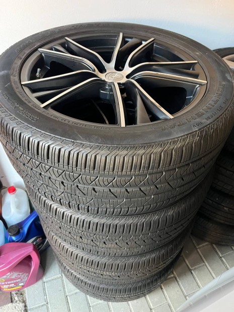 Audi Q7 felni gumival .275/45r20