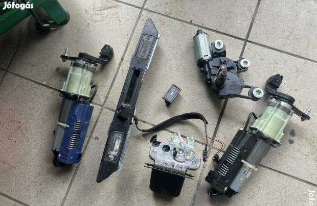 Audi Q7 h�ts� csomagt�r z�r z�r 20.000.-