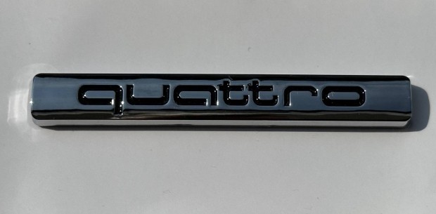 Audi Quattro emblma