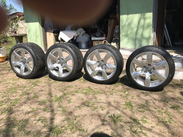 Audi R8 2 széles gyári felni komplett kerék garnitúra !