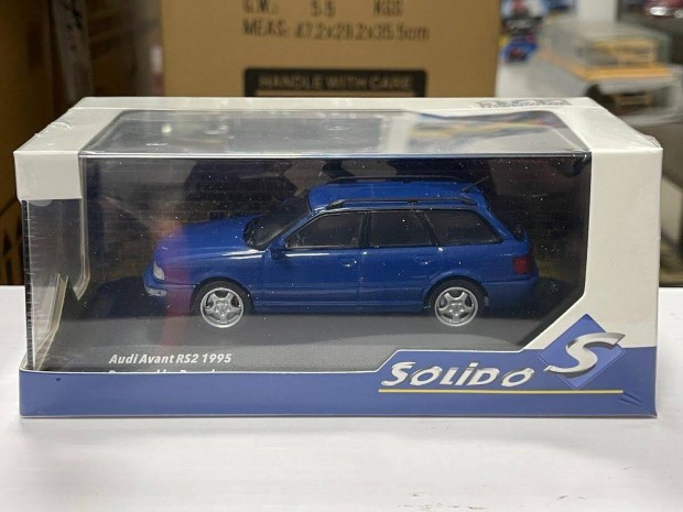 Audi RS2 1995 blue 1:43 1/43 Solido