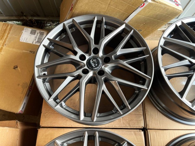 Audi RS Style 18" 5x112 j alufelni elad 18 coll A3 A4 A6 Q5