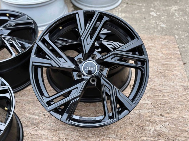 Audi RS Style 19" 5x112 fekete alufelni eladó 19 coll A3 A4 A6