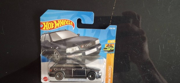 Audi RS avant STH Hot Wheels modell